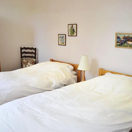 Little Chamonix فندق *