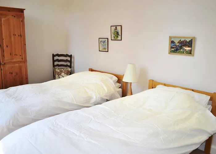 Little Chamonix فندق *