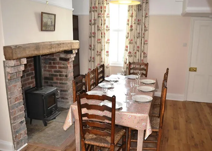 Little Chamonix فندق