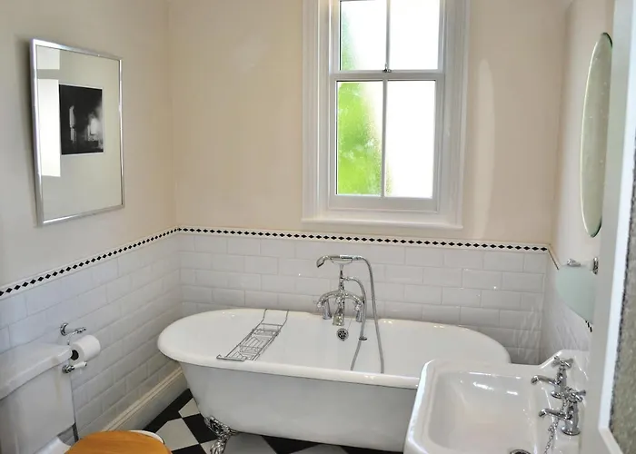 Little Chamonix فندق